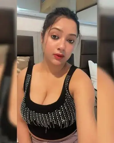 Call Girls Service Dhanas